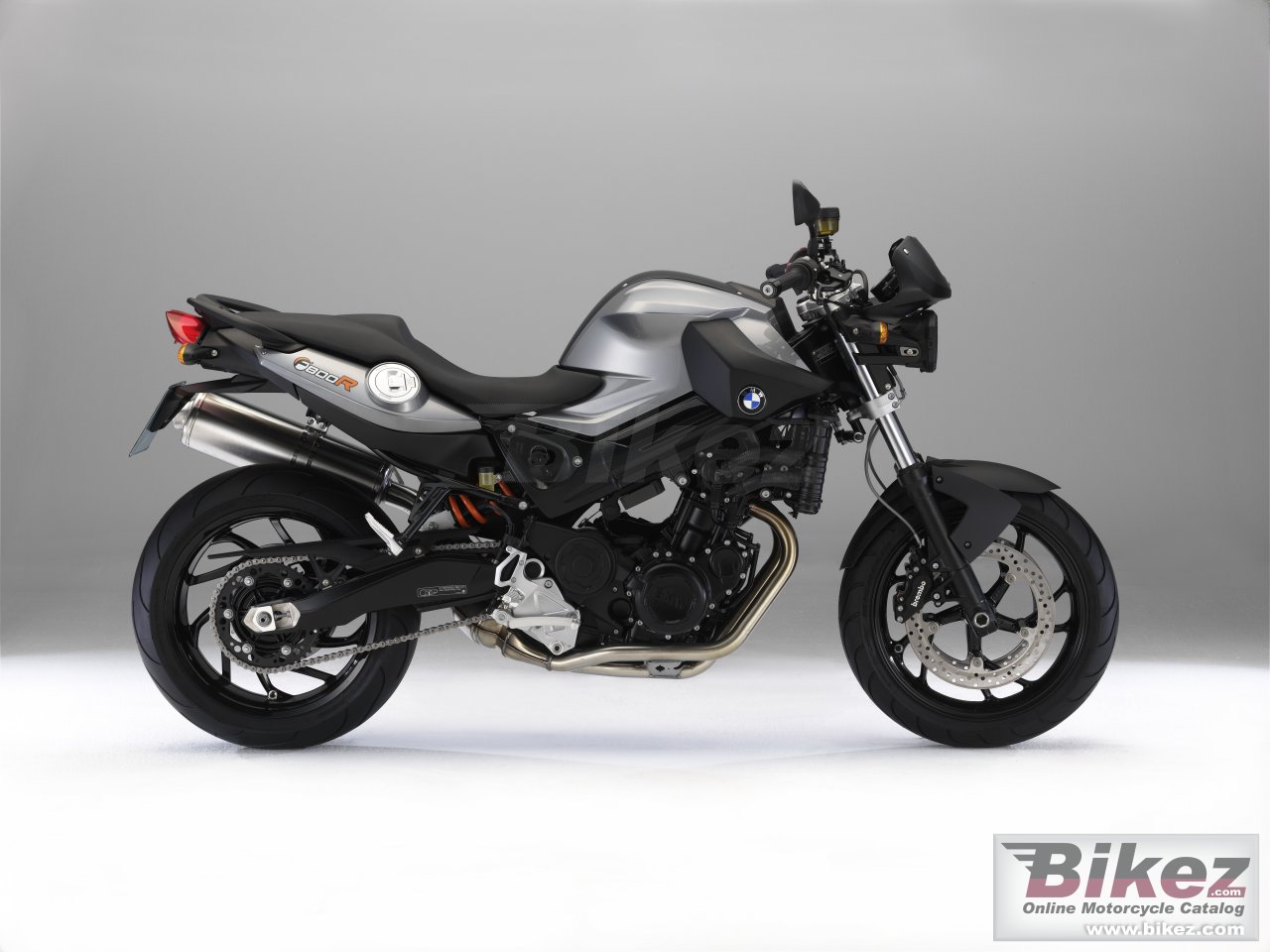 Big BMW f 800 r picture and wallpaper from Bikez.com